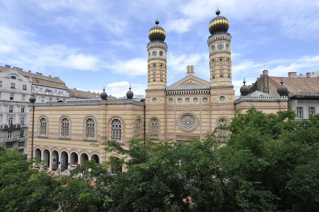 Grand Synagogue Dream Home บูดาเปสต์ ภายนอก รูปภาพ